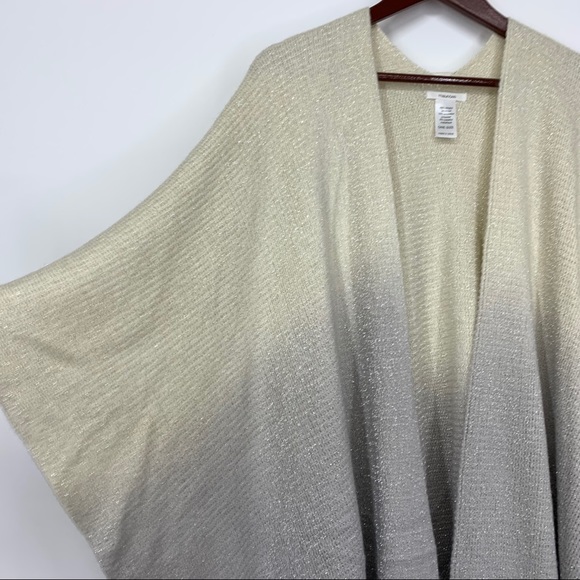 Maurices Ivory Cream Silver Fleck Gray Ombré Soft Knit Tassel Shawl Size OS - Picture 3 of 14